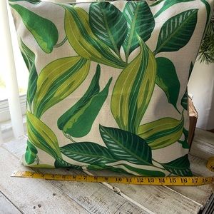 Decorative Throw Pillow Cover 17 x 17 Large Leaf Print NWOT
